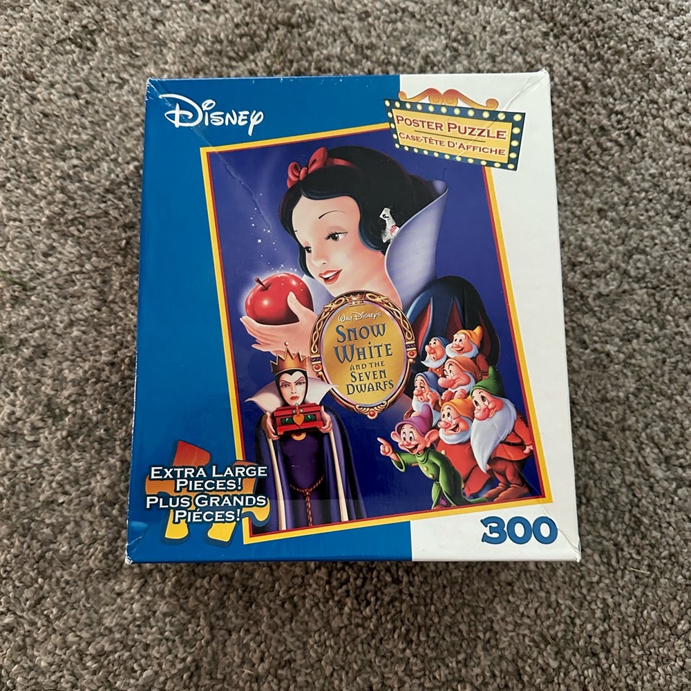 300 Piece Snow White and the Seven Dwarfs Puzzle